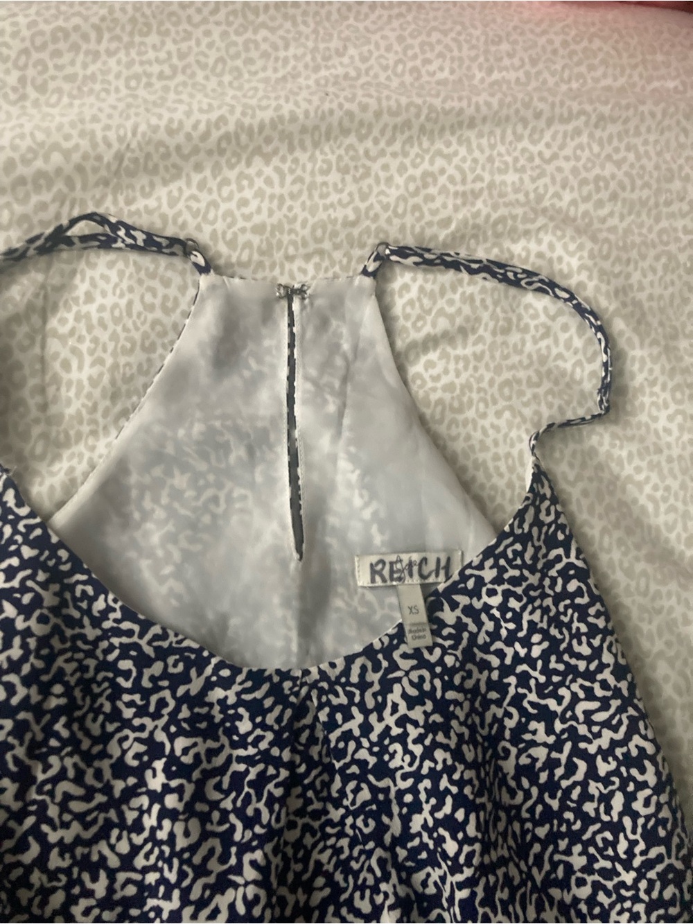 Joie silk White/ Navy  Printed Jumper Romper Adjustable Straps, mini shorts XS - Picture 3 of 10